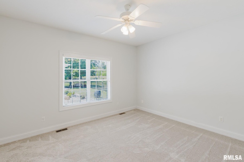 1506 Gleneagle Drive, Marion, Illinois 62959, 5 Bedrooms Bedrooms, 0 ,4 BathroomsBathrooms,Residential,For Sale,Gleneagle,0,RMAEB458672