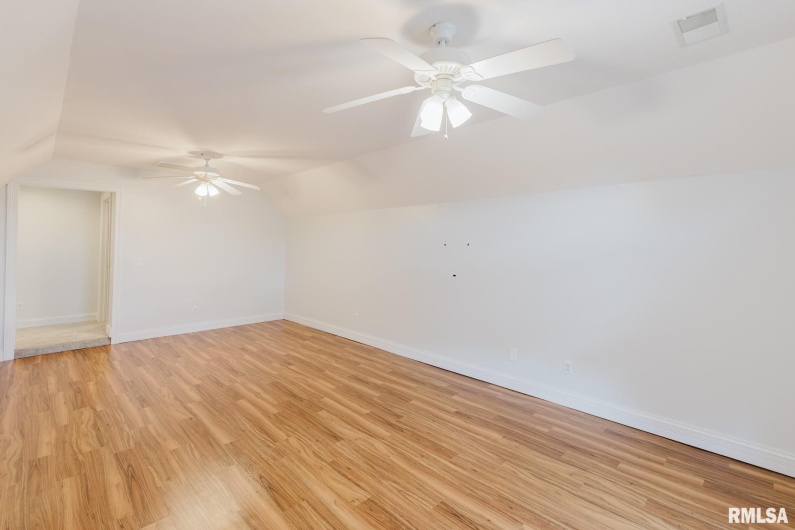 1506 Gleneagle Drive, Marion, Illinois 62959, 5 Bedrooms Bedrooms, 0 ,4 BathroomsBathrooms,Residential,For Sale,Gleneagle,0,RMAEB458672