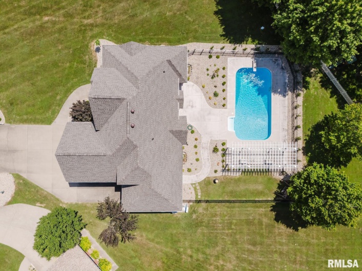 1506 Gleneagle Drive, Marion, Illinois 62959, 5 Bedrooms Bedrooms, 0 ,4 BathroomsBathrooms,Residential,For Sale,Gleneagle,0,RMAEB458672