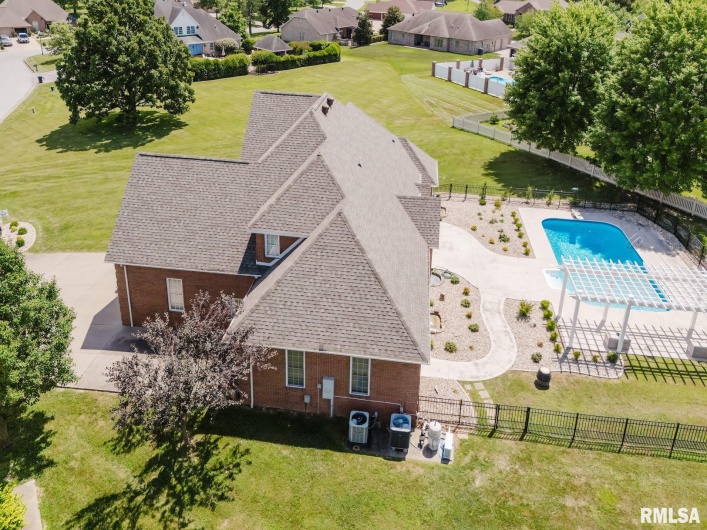 1506 Gleneagle Drive, Marion, Illinois 62959, 5 Bedrooms Bedrooms, 0 ,4 BathroomsBathrooms,Residential,For Sale,Gleneagle,0,RMAEB458672