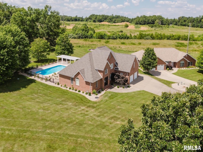 1506 Gleneagle Drive, Marion, Illinois 62959, 5 Bedrooms Bedrooms, 0 ,4 BathroomsBathrooms,Residential,For Sale,Gleneagle,0,RMAEB458672