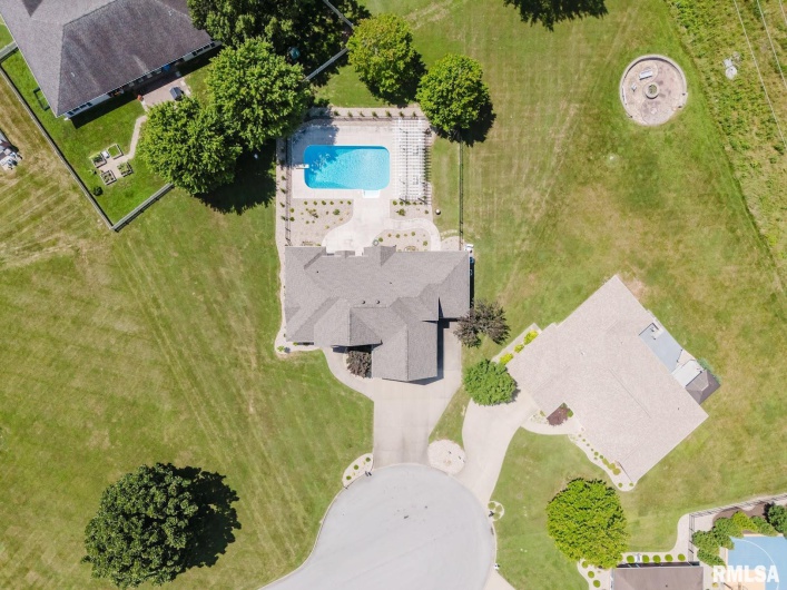 1506 Gleneagle Drive, Marion, Illinois 62959, 5 Bedrooms Bedrooms, 0 ,4 BathroomsBathrooms,Residential,For Sale,Gleneagle,0,RMAEB458672