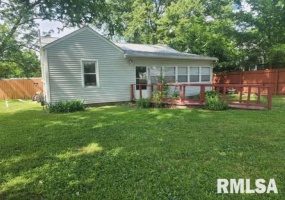 632 Searing Street, Carbondale, Illinois 62901, 3 Bedrooms Bedrooms, 0 ,1 BathroomBathrooms,Residential,For Sale,Searing,0,RMAEB458677