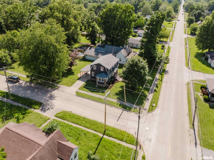 401 GRAND Avenue, Carterville, Illinois 62918, 3 Bedrooms Bedrooms, 0 ,2 BathroomsBathrooms,Residential,For Sale,GRAND,0,RMAQC4265044