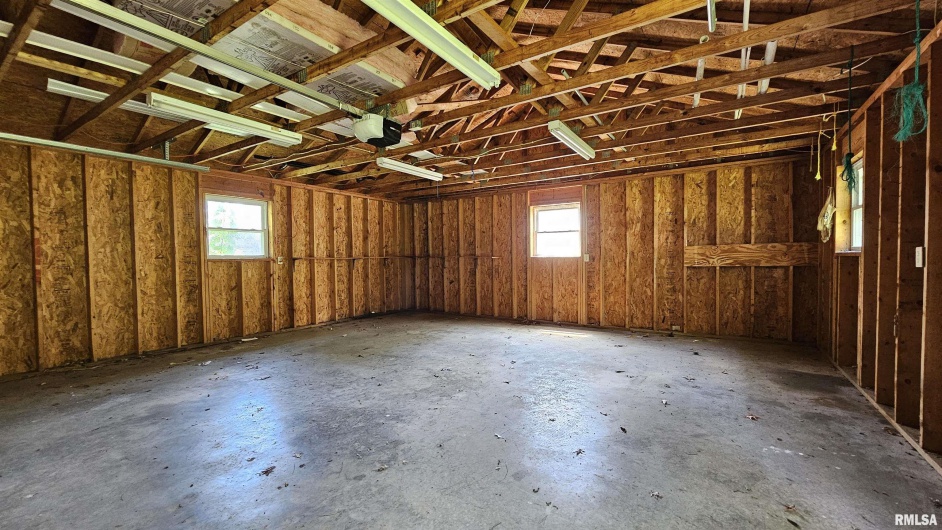 419 26TH Street, Herrin, Illinois 62948, 3 Bedrooms Bedrooms, 0 ,1 BathroomBathrooms,Residential,For Sale,26TH,0,RMAEB458685