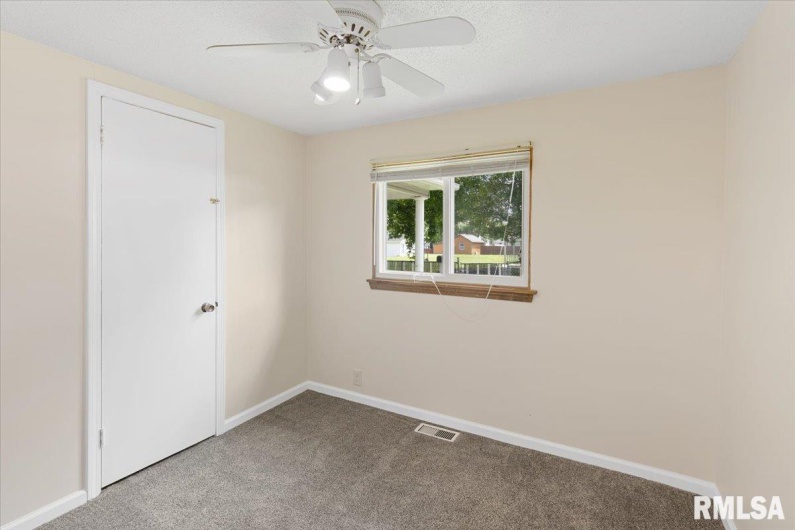 419 26TH Street, Herrin, Illinois 62948, 3 Bedrooms Bedrooms, 0 ,1 BathroomBathrooms,Residential,For Sale,26TH,0,RMAEB458685