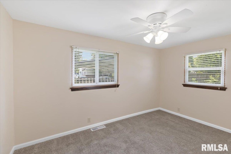 419 26TH Street, Herrin, Illinois 62948, 3 Bedrooms Bedrooms, 0 ,1 BathroomBathrooms,Residential,For Sale,26TH,0,RMAEB458685