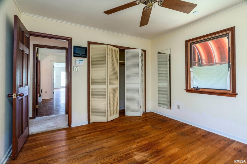 2723 COUNTRY CLUB Road, Carbondale, Illinois 62901, 3 Bedrooms Bedrooms, 0 ,1 BathroomBathrooms,Residential,For Sale,COUNTRY CLUB,0,RMAEB458689