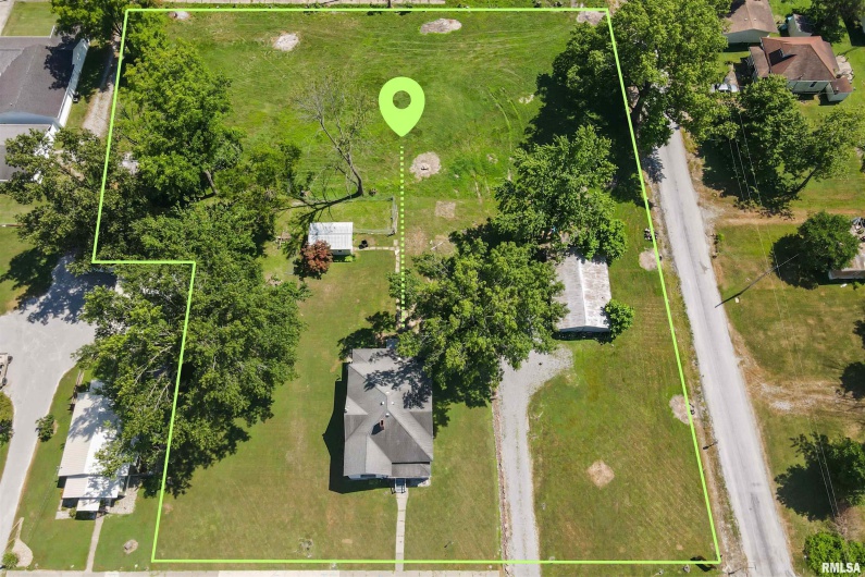 827 RAYMOND Street, Harrisburg, Illinois 62946, 2 Bedrooms Bedrooms, 0 ,1 BathroomBathrooms,Residential,For Sale,RAYMOND,0,RMAEB458701