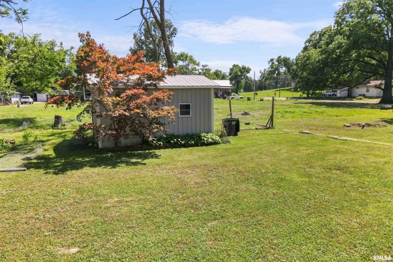 827 RAYMOND Street, Harrisburg, Illinois 62946, 2 Bedrooms Bedrooms, 0 ,1 BathroomBathrooms,Residential,For Sale,RAYMOND,0,RMAEB458701
