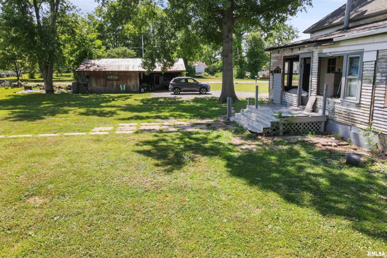 827 RAYMOND Street, Harrisburg, Illinois 62946, 2 Bedrooms Bedrooms, 0 ,1 BathroomBathrooms,Residential,For Sale,RAYMOND,0,RMAEB458701