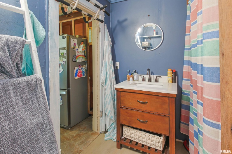 827 RAYMOND Street, Harrisburg, Illinois 62946, 2 Bedrooms Bedrooms, 0 ,1 BathroomBathrooms,Residential,For Sale,RAYMOND,0,RMAEB458701
