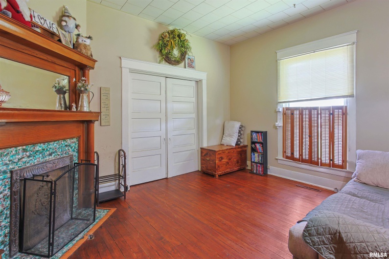 827 RAYMOND Street, Harrisburg, Illinois 62946, 2 Bedrooms Bedrooms, 0 ,1 BathroomBathrooms,Residential,For Sale,RAYMOND,0,RMAEB458701