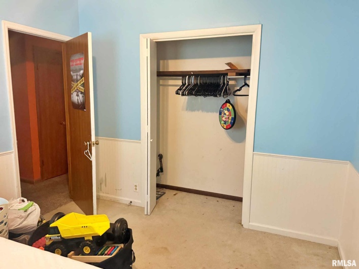 24 Adkins Street, Metropolis, Illinois 62960, 2 Bedrooms Bedrooms, 0 ,1 BathroomBathrooms,Residential,For Sale,Adkins,0,RMAEB458706