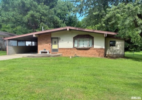 24 Adkins Street, Metropolis, Illinois 62960, 2 Bedrooms Bedrooms, 0 ,1 BathroomBathrooms,Residential,For Sale,Adkins,0,RMAEB458706