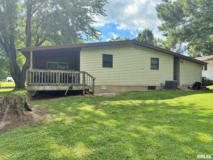 24 Adkins Street, Metropolis, Illinois 62960, 2 Bedrooms Bedrooms, 0 ,1 BathroomBathrooms,Residential,For Sale,Adkins,0,RMAEB458706