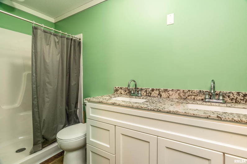 503 IDAHO Avenue, Carterville, Illinois 62918, 4 Bedrooms Bedrooms, 0 ,2 BathroomsBathrooms,Residential,For Sale,IDAHO,0,RMAQC4265081