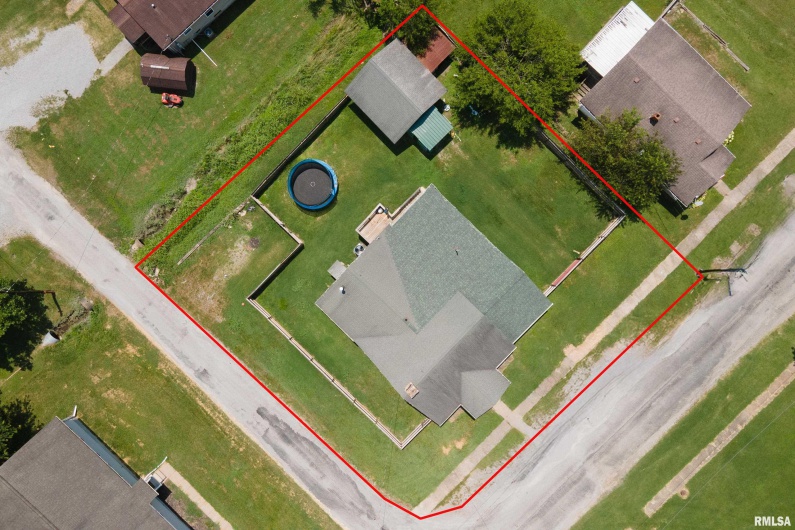 503 IDAHO Avenue, Carterville, Illinois 62918, 4 Bedrooms Bedrooms, 0 ,2 BathroomsBathrooms,Residential,For Sale,IDAHO,0,RMAQC4265081