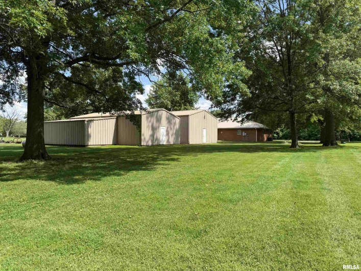 1308 Shawnee Trail Trail, Carterville, Illinois 62918, 2 Bedrooms Bedrooms, 0 ,2 BathroomsBathrooms,Residential,For Sale,Shawnee Trail,0,RMAEB458707