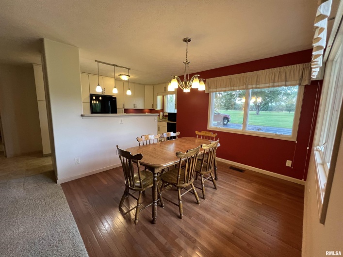 1308 Shawnee Trail Trail, Carterville, Illinois 62918, 2 Bedrooms Bedrooms, 0 ,2 BathroomsBathrooms,Residential,For Sale,Shawnee Trail,0,RMAEB458707