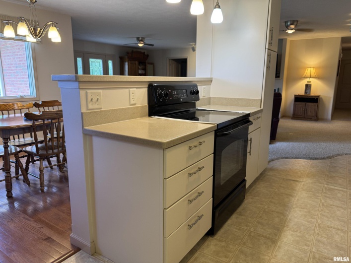 1308 Shawnee Trail Trail, Carterville, Illinois 62918, 2 Bedrooms Bedrooms, 0 ,2 BathroomsBathrooms,Residential,For Sale,Shawnee Trail,0,RMAEB458707