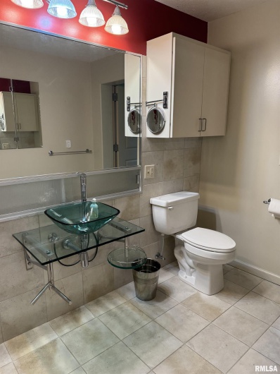 1308 Shawnee Trail Trail, Carterville, Illinois 62918, 2 Bedrooms Bedrooms, 0 ,2 BathroomsBathrooms,Residential,For Sale,Shawnee Trail,0,RMAEB458707