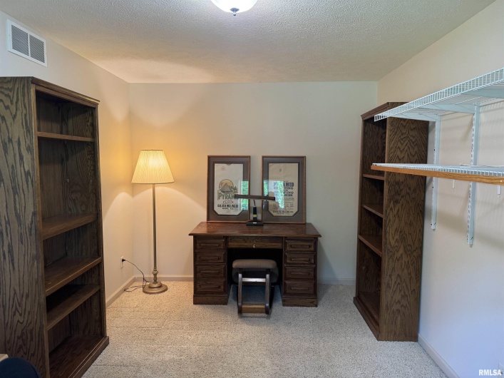 1308 Shawnee Trail Trail, Carterville, Illinois 62918, 2 Bedrooms Bedrooms, 0 ,2 BathroomsBathrooms,Residential,For Sale,Shawnee Trail,0,RMAEB458707
