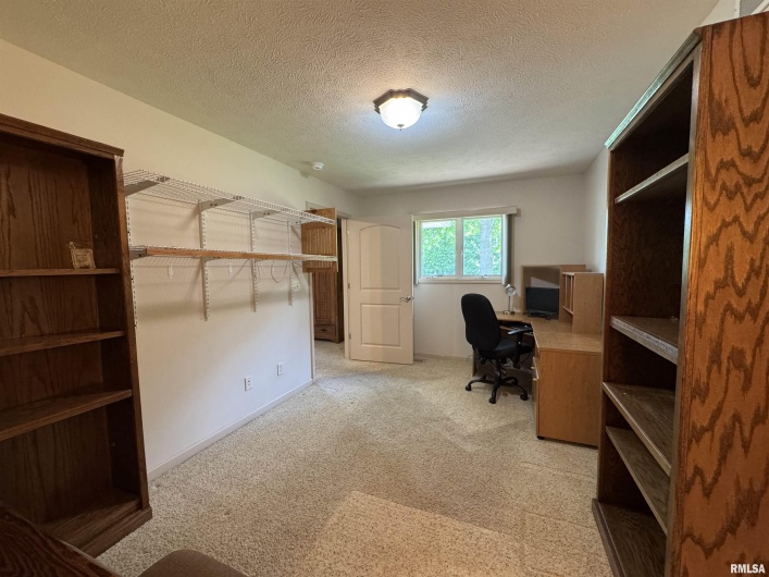 1308 Shawnee Trail Trail, Carterville, Illinois 62918, 2 Bedrooms Bedrooms, 0 ,2 BathroomsBathrooms,Residential,For Sale,Shawnee Trail,0,RMAEB458707