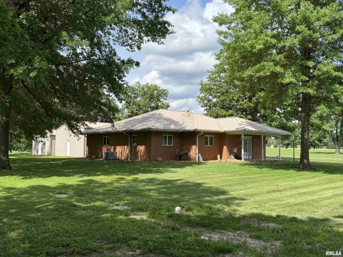 1308 Shawnee Trail Trail, Carterville, Illinois 62918, 2 Bedrooms Bedrooms, 0 ,2 BathroomsBathrooms,Residential,For Sale,Shawnee Trail,0,RMAEB458707