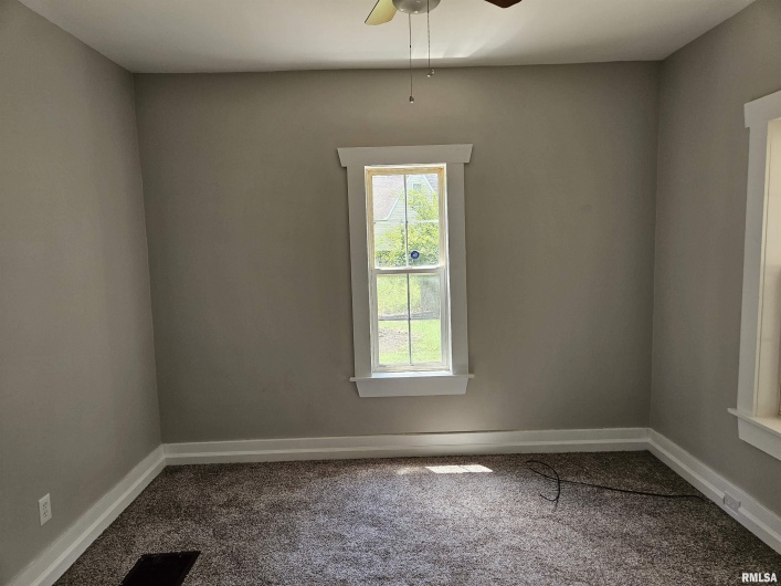 1206 14TH Street, Murphysboro, Illinois 62966, 3 Bedrooms Bedrooms, 0 ,1 BathroomBathrooms,Residential,For Sale,14TH,0,RMAEB458708