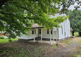 1206 14TH Street, Murphysboro, Illinois 62966, 3 Bedrooms Bedrooms, 0 ,1 BathroomBathrooms,Residential,For Sale,14TH,0,RMAEB458708