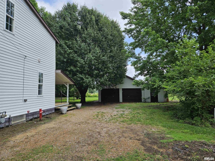 1206 14TH Street, Murphysboro, Illinois 62966, 3 Bedrooms Bedrooms, 0 ,1 BathroomBathrooms,Residential,For Sale,14TH,0,RMAEB458708