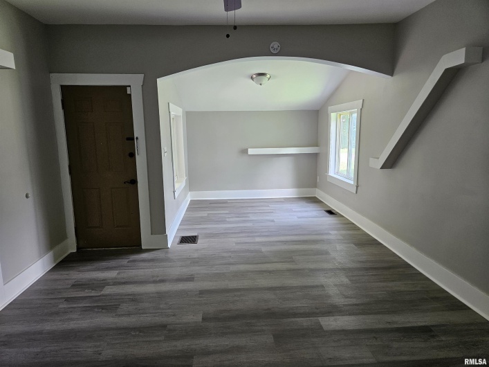 1206 14TH Street, Murphysboro, Illinois 62966, 3 Bedrooms Bedrooms, 0 ,1 BathroomBathrooms,Residential,For Sale,14TH,0,RMAEB458708