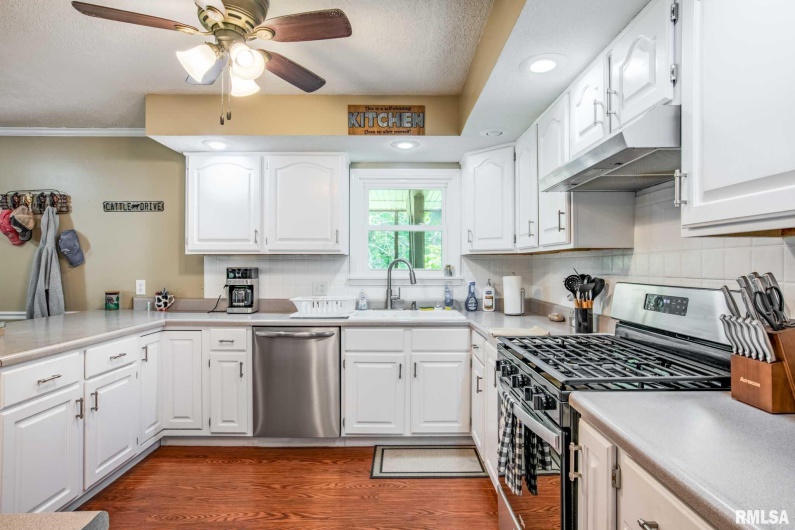 5680 State Route 146 E Highway, Vienna, Illinois 62995, 3 Bedrooms Bedrooms, 0 ,2 BathroomsBathrooms,Residential,For Sale,State Route 146 E,0,RMAQC4265097