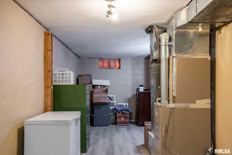 5680 State Route 146 E Highway, Vienna, Illinois 62995, 3 Bedrooms Bedrooms, 0 ,2 BathroomsBathrooms,Residential,For Sale,State Route 146 E,0,RMAQC4265097