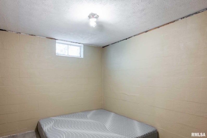 5680 State Route 146 E Highway, Vienna, Illinois 62995, 3 Bedrooms Bedrooms, 0 ,2 BathroomsBathrooms,Residential,For Sale,State Route 146 E,0,RMAQC4265097