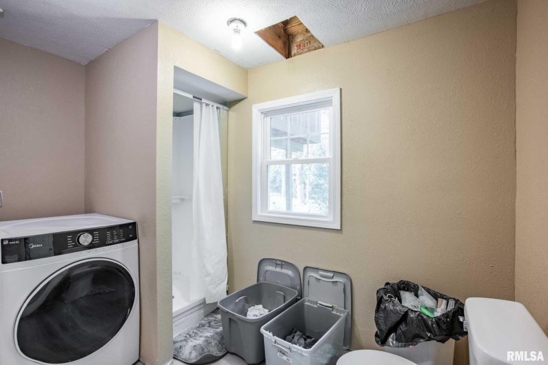 5680 State Route 146 E Highway, Vienna, Illinois 62995, 3 Bedrooms Bedrooms, 0 ,2 BathroomsBathrooms,Residential,For Sale,State Route 146 E,0,RMAQC4265097