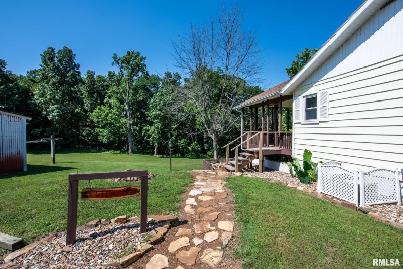 5680 State Route 146 E Highway, Vienna, Illinois 62995, 3 Bedrooms Bedrooms, 0 ,2 BathroomsBathrooms,Residential,For Sale,State Route 146 E,0,RMAQC4265097