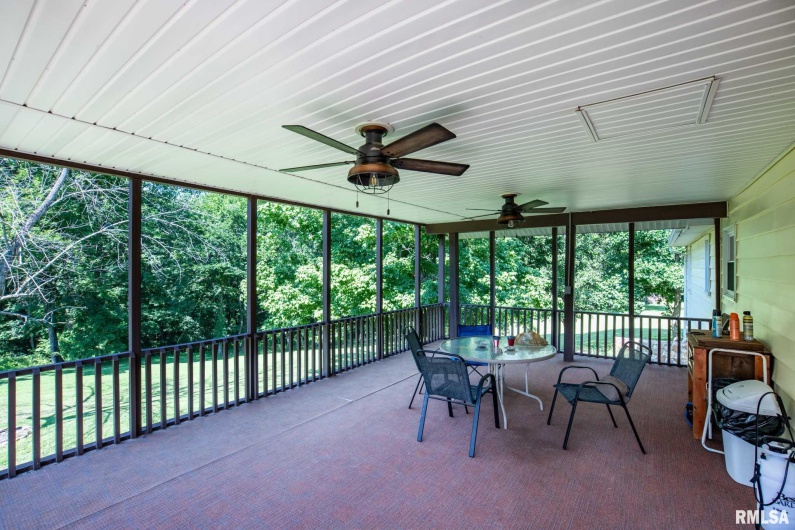 5680 State Route 146 E Highway, Vienna, Illinois 62995, 3 Bedrooms Bedrooms, 0 ,2 BathroomsBathrooms,Residential,For Sale,State Route 146 E,0,RMAQC4265097