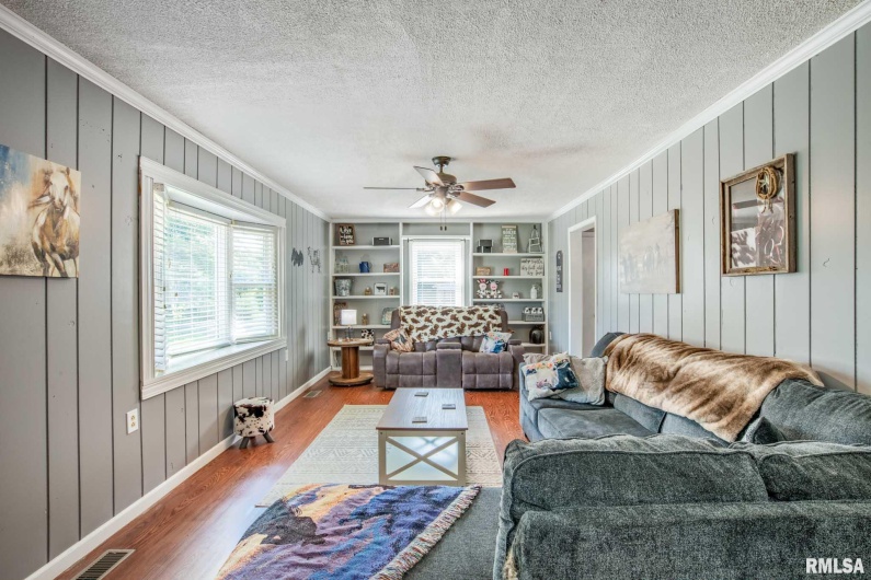 5680 State Route 146 E Highway, Vienna, Illinois 62995, 3 Bedrooms Bedrooms, 0 ,2 BathroomsBathrooms,Residential,For Sale,State Route 146 E,0,RMAQC4265097