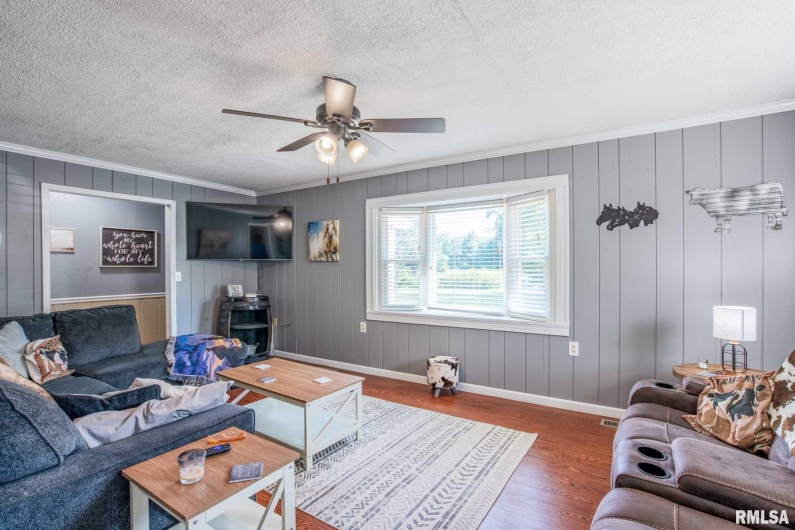 5680 State Route 146 E Highway, Vienna, Illinois 62995, 3 Bedrooms Bedrooms, 0 ,2 BathroomsBathrooms,Residential,For Sale,State Route 146 E,0,RMAQC4265097