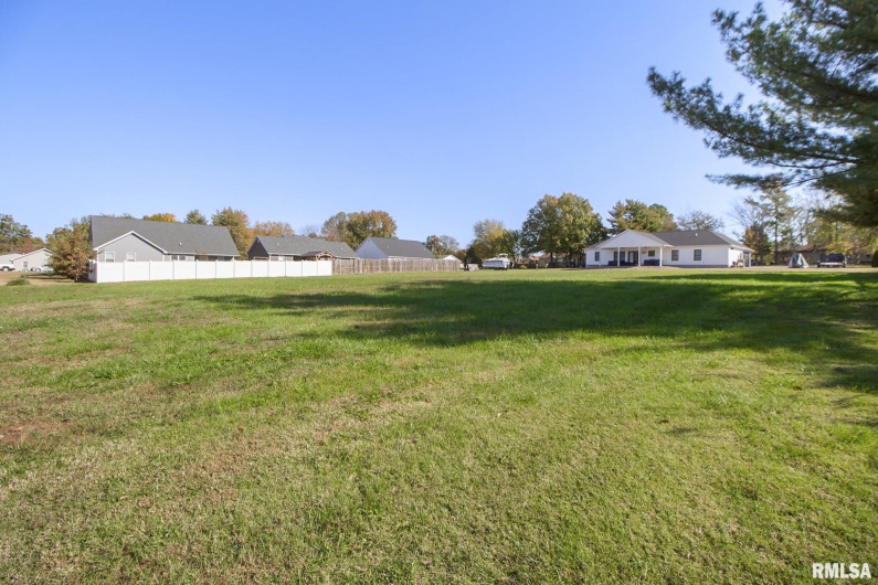 TBD BERMUDA Drive, Marion, Illinois 62959, 0 , 0 ,0,Land,For Sale,BERMUDA,0,RMAQC4258040