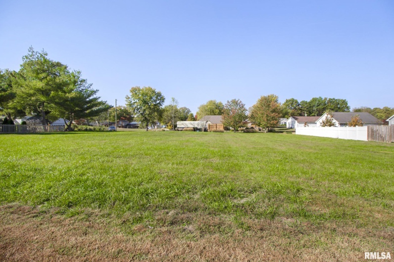 TBD BERMUDA Drive, Marion, Illinois 62959, 0 , 0 ,0,Land,For Sale,BERMUDA,0,RMAQC4258040