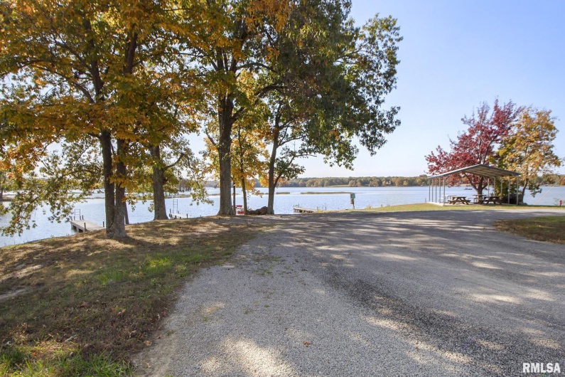 TBD BERMUDA Drive, Marion, Illinois 62959, 0 , 0 ,0,Land,For Sale,BERMUDA,0,RMAQC4258040