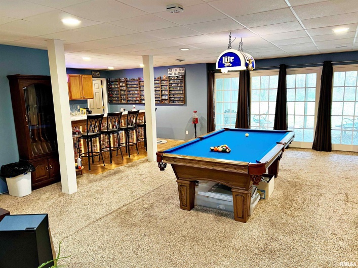 43 LAKEWOOD Drive, Metropolis, Illinois 62960, 5 Bedrooms Bedrooms, 0 ,4 BathroomsBathrooms,Residential,For Sale,LAKEWOOD,0,RMAEB458718