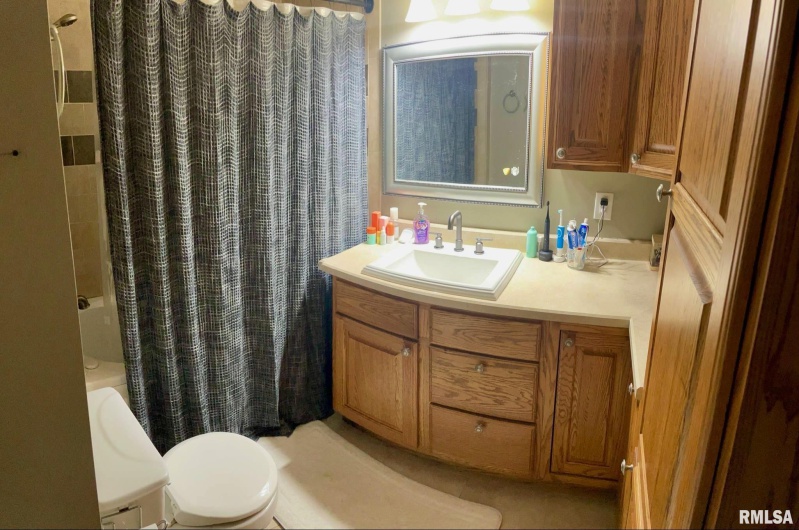 15293 WALL Street, Carterville, Illinois 62918, 3 Bedrooms Bedrooms, 0 ,2 BathroomsBathrooms,Residential,For Sale,WALL,0,RMAQC4265125