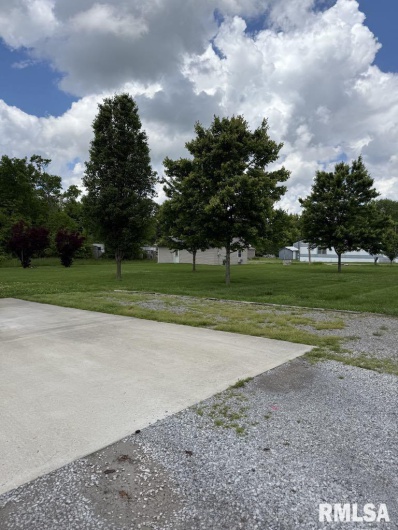 15293 WALL Street, Carterville, Illinois 62918, 3 Bedrooms Bedrooms, 0 ,2 BathroomsBathrooms,Residential,For Sale,WALL,0,RMAQC4265125