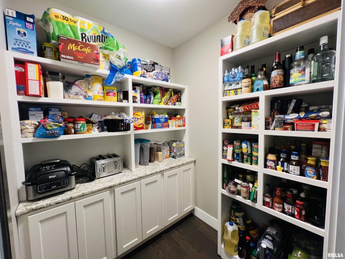 65 Stony Point, Goreville, Illinois 62939, 3 Bedrooms Bedrooms, 0 ,2 BathroomsBathrooms,Residential,For Sale,Stony,0,RMAEB458728