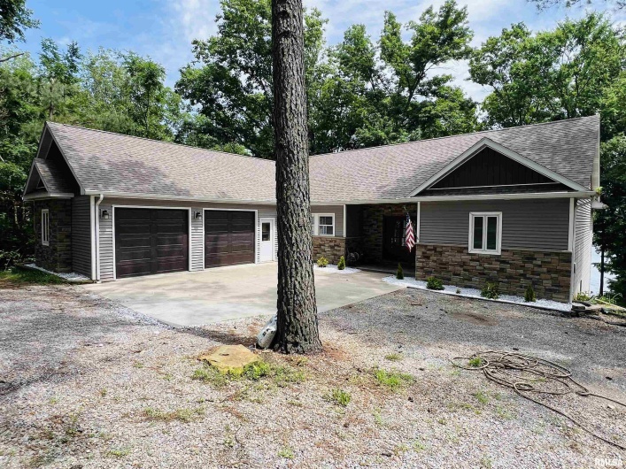 65 Stony Point, Goreville, Illinois 62939, 3 Bedrooms Bedrooms, 0 ,2 BathroomsBathrooms,Residential,For Sale,Stony,0,RMAEB458728