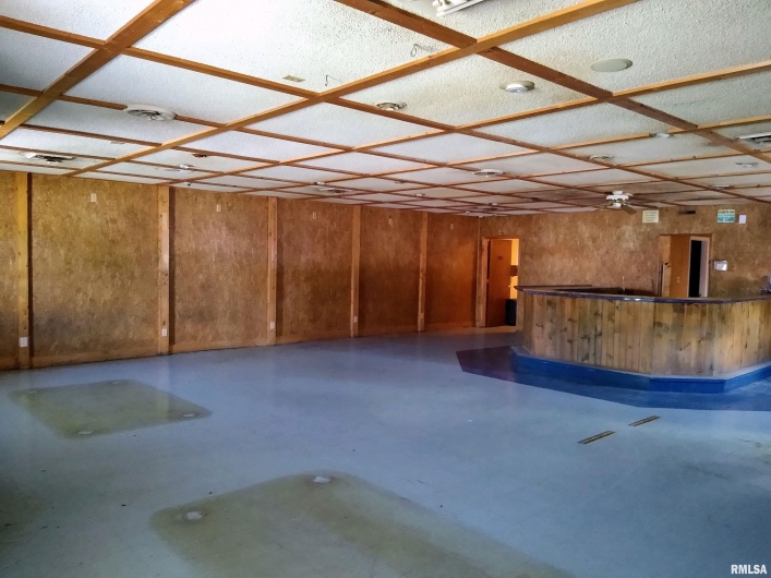 102 1ST Street, Vienna, Illinois 62995, 0 , 0 ,0,Commercial Sale,For Sale,1ST,0,RMAEB458735